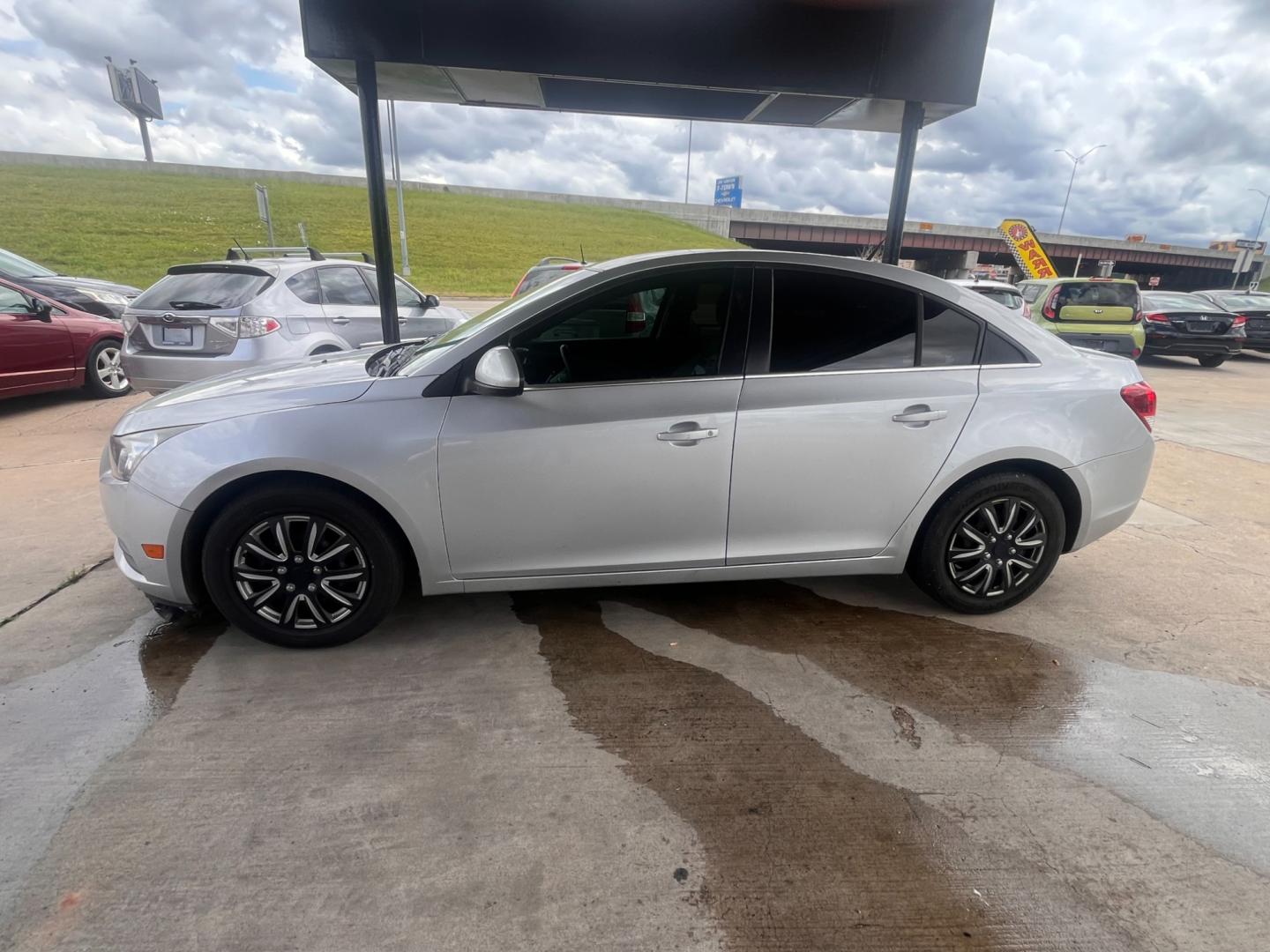 2011 GRAY CHEVROLET CRUZE 1LT 1LT (1G1PF5S96B7) with an 1.4L L4 DOHC 16V TURBO engine, 6-Speed Manual transmission, located at 8101 E. Skelly Dr., Tulsa, OK, 74129, (918) 592-3593, 36.121891, -95.888802 - Photo#1